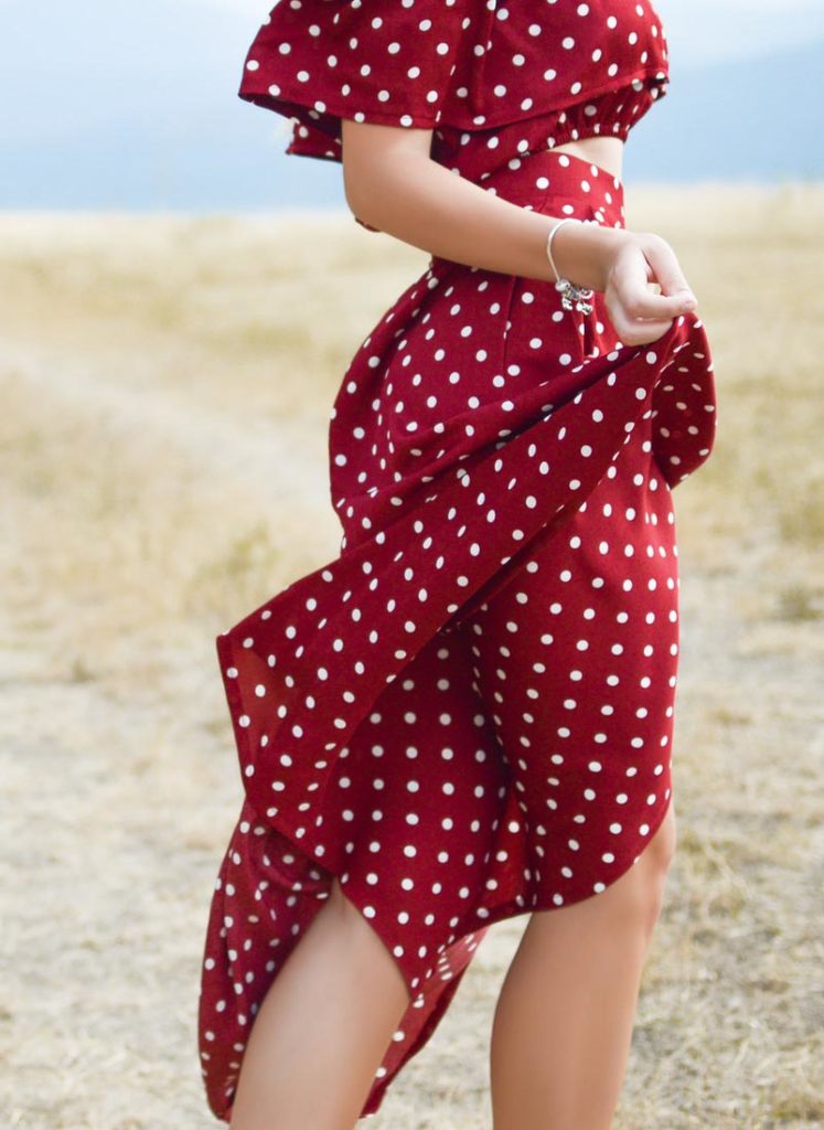 woman skirt
